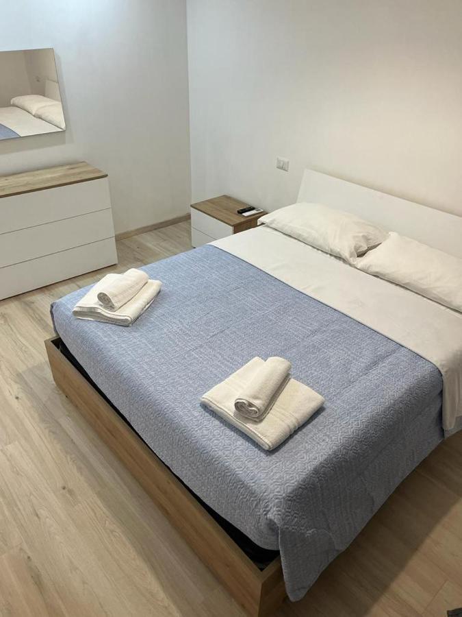 Villa Milano Apt. N. 3 Milão Exterior foto
